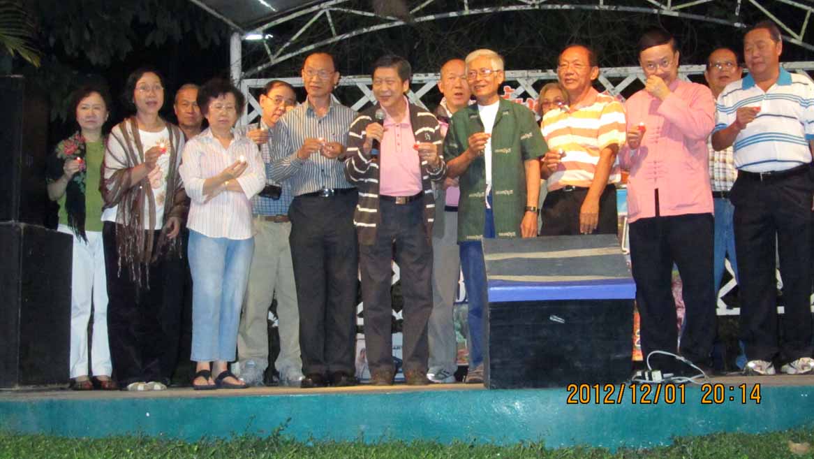 Night_party 36.jpg 100.9K